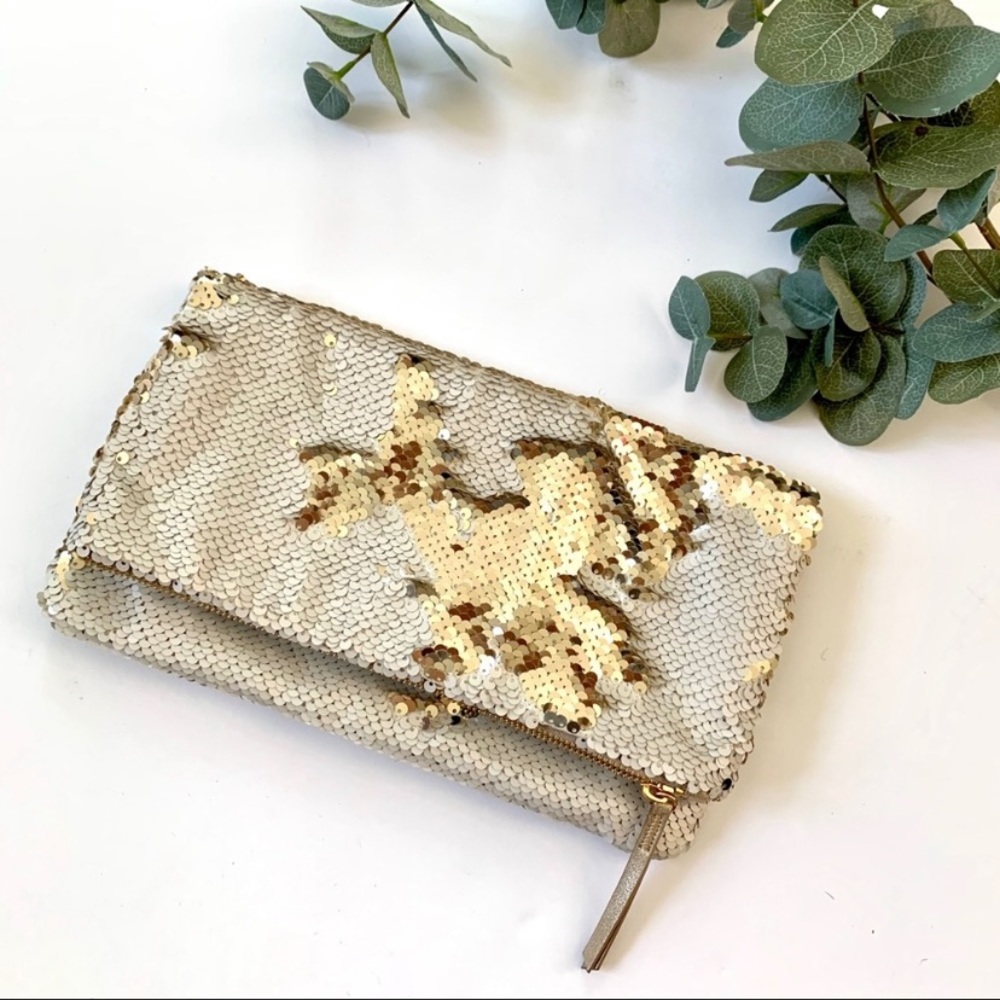 Margeaux Clutch from Stella & Dot - gold sequin!